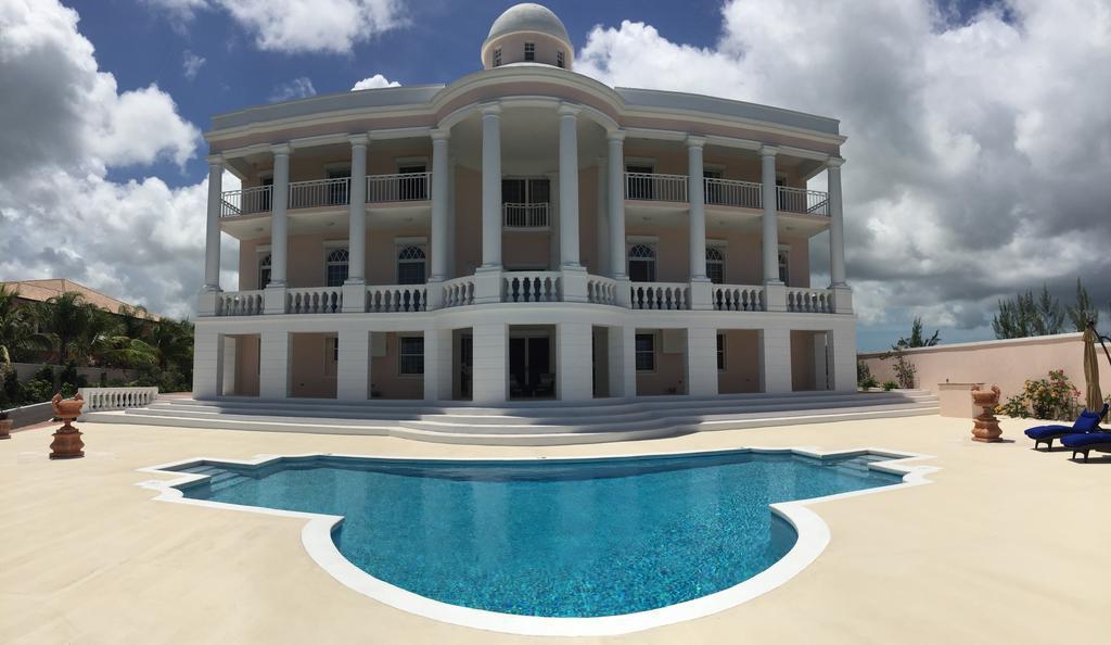 Ocean West Boutique Hotel Nassau Luaran gambar