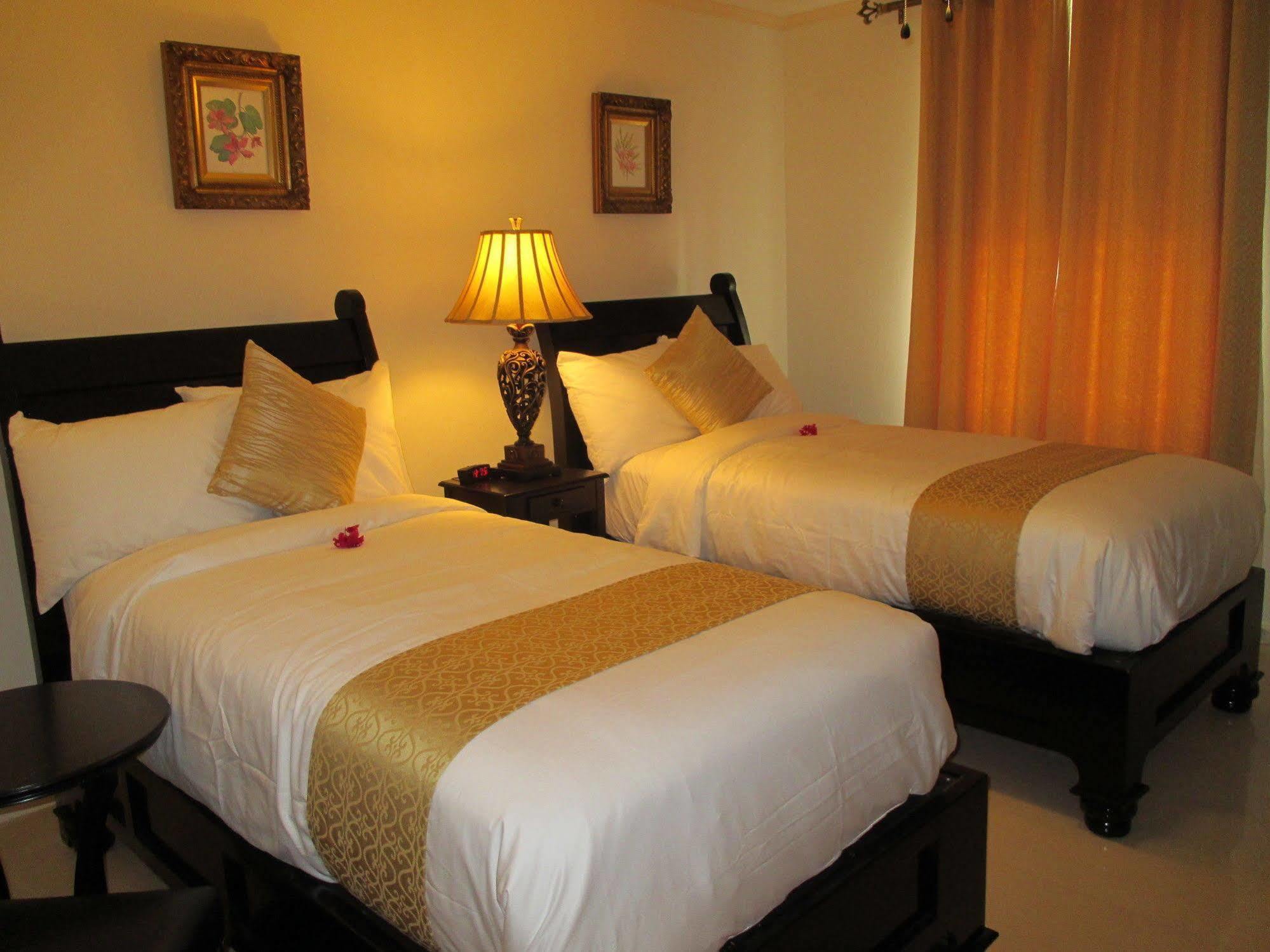 Ocean West Boutique Hotel Nassau Luaran gambar